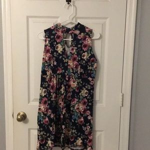 EUC - Amelia James keyhole dress